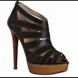 Authentic Christian Loubboutin Sandal size 40!